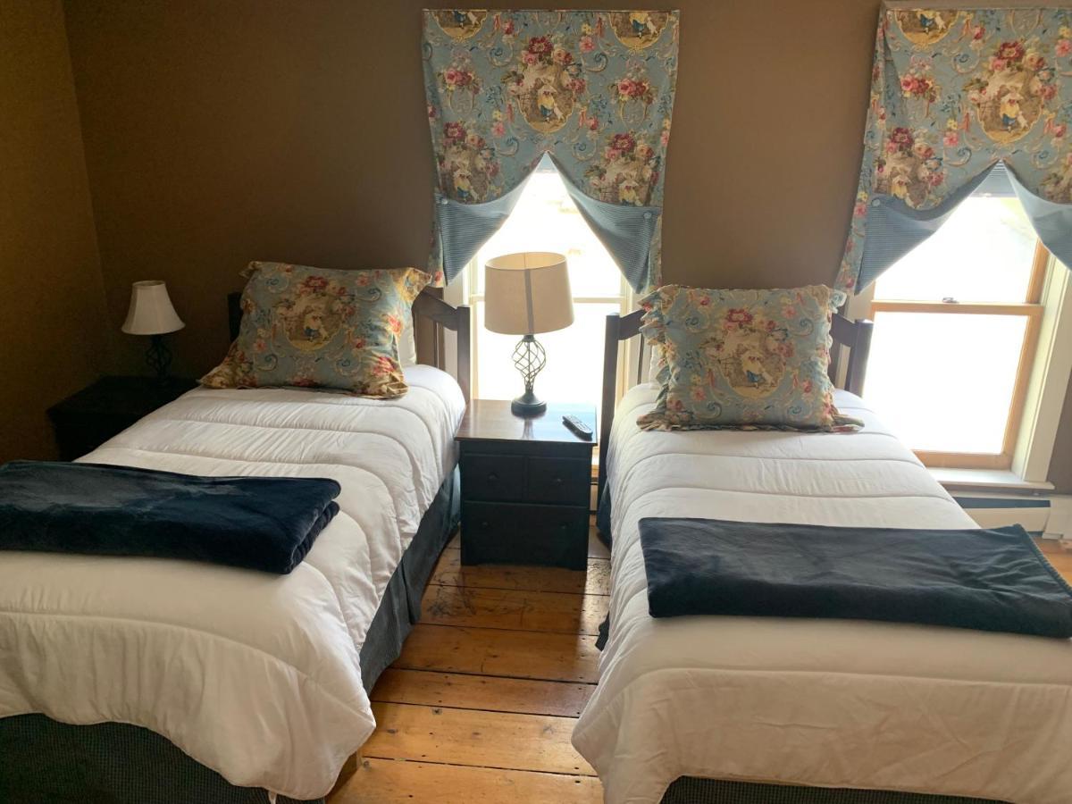 Jeffersonville Smugglers Notch Inn מראה חיצוני תמונה